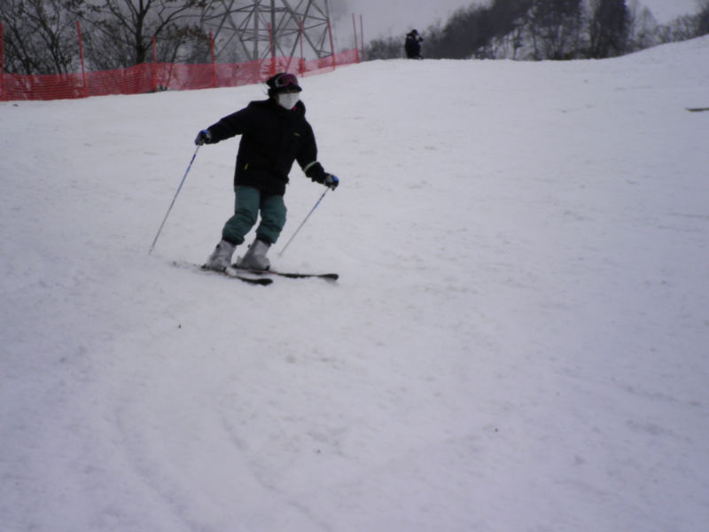みんなでスキーにも行きました。